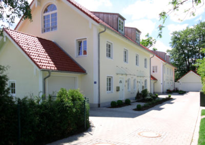 Gräfelfing, Radlbäckstr., Einfahrt